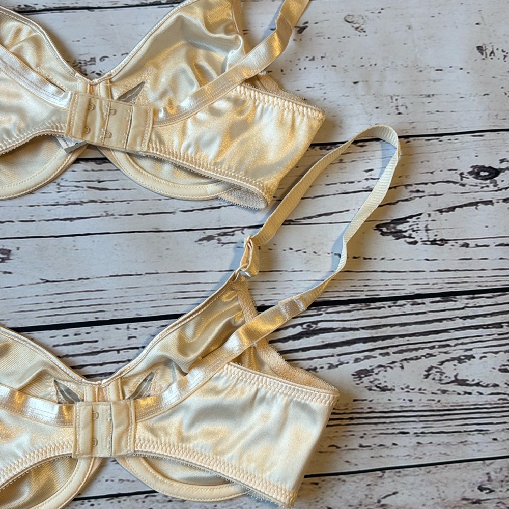 RARE Bali Minimizer 3364 Butterfly Detail Bra Light Beige 34C NWT- Lot of 2 - Picture 6 of 13